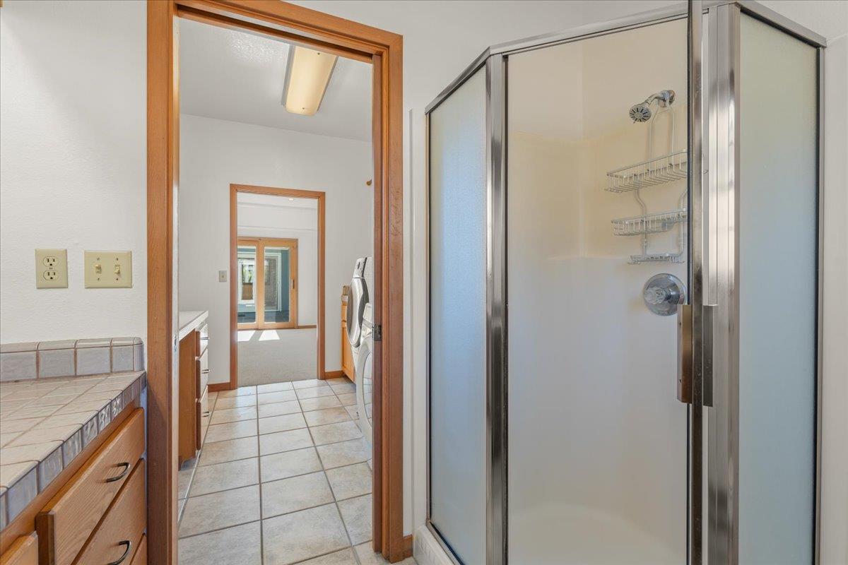 Detail Gallery Image 34 of 58 For 206 Ravenswood Ct, Santa Cruz,  CA 95060 - 3 Beds | 3 Baths