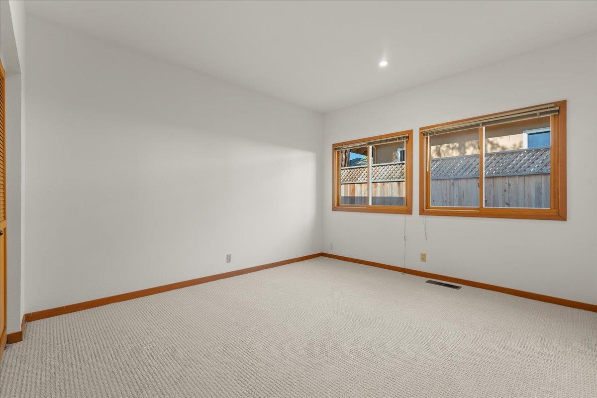 Detail Gallery Image 36 of 58 For 206 Ravenswood Ct, Santa Cruz,  CA 95060 - 3 Beds | 3 Baths