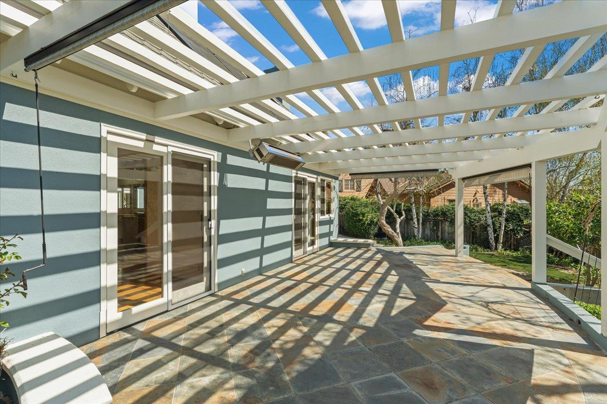 Detail Gallery Image 48 of 58 For 206 Ravenswood Ct, Santa Cruz,  CA 95060 - 3 Beds | 3 Baths