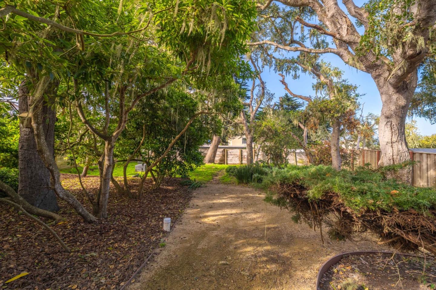 Detail Gallery Image 16 of 20 For 1132 Seaview Ave, Pacific Grove,  CA 93950 - 3 Beds | 2 Baths