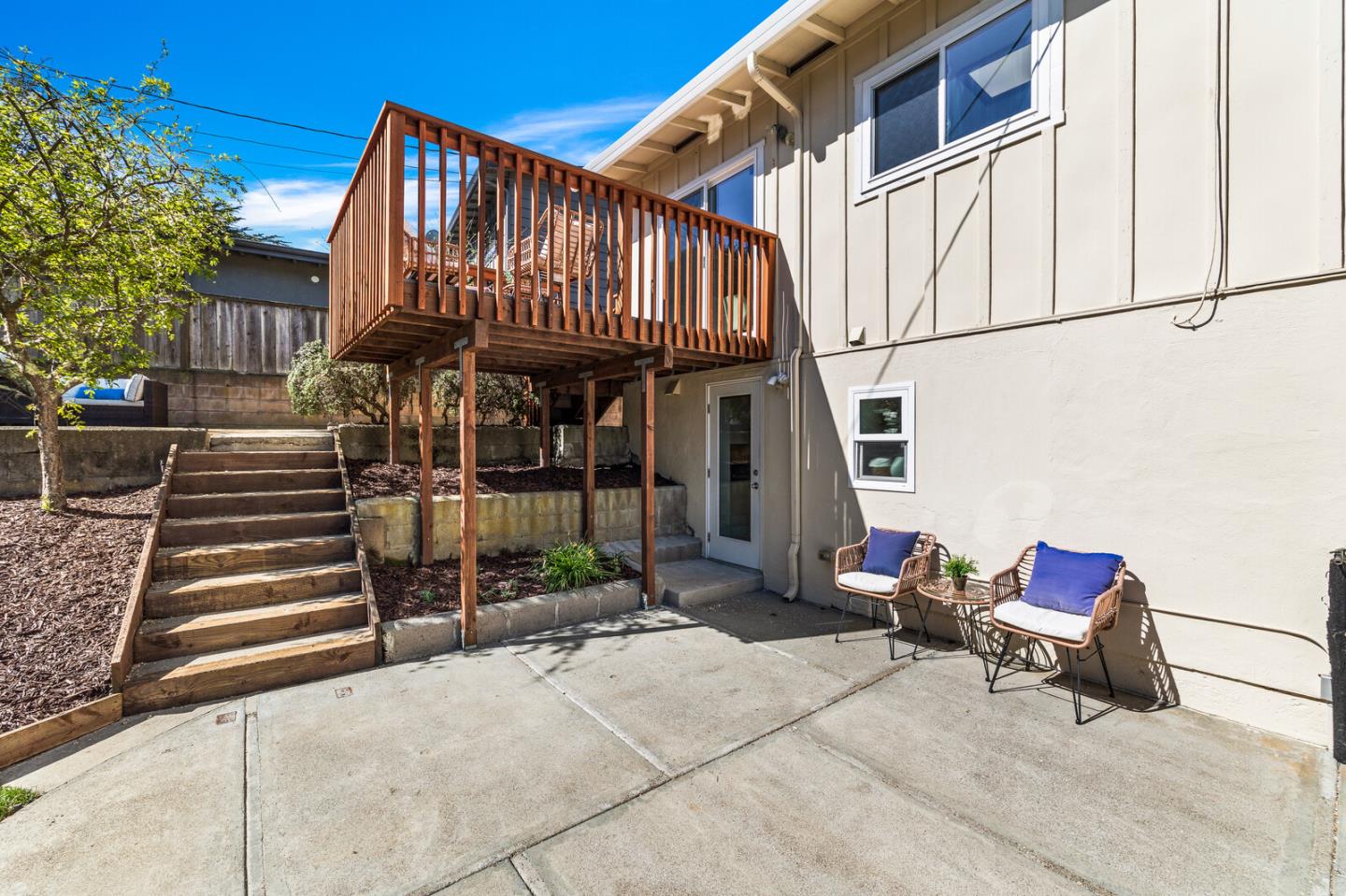 Detail Gallery Image 21 of 30 For 101 Elmwood Ct, San Bruno,  CA 94066 - 3 Beds | 3 Baths