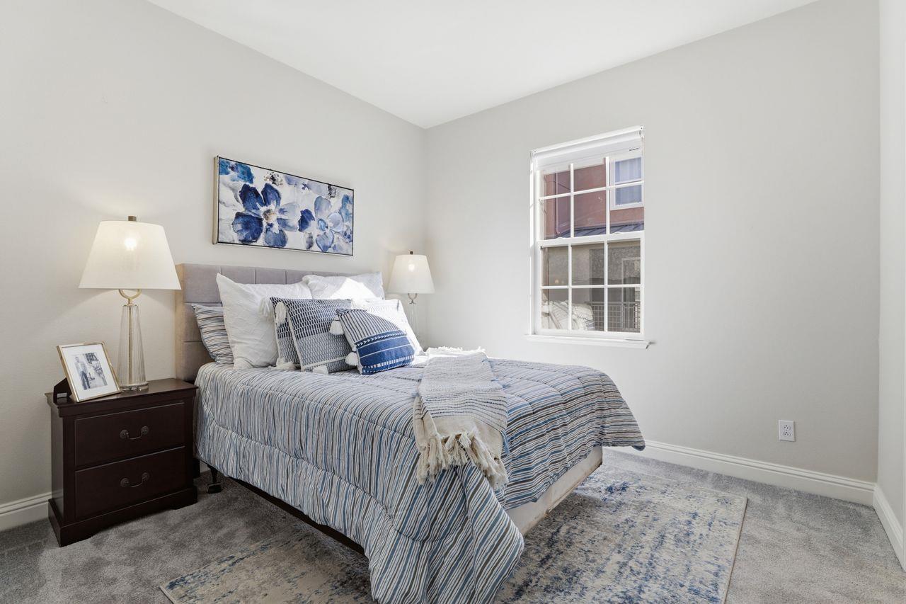 Detail Gallery Image 18 of 45 For 580 De Guigne Dr, Sunnyvale,  CA 94085 - 3 Beds | 3/1 Baths