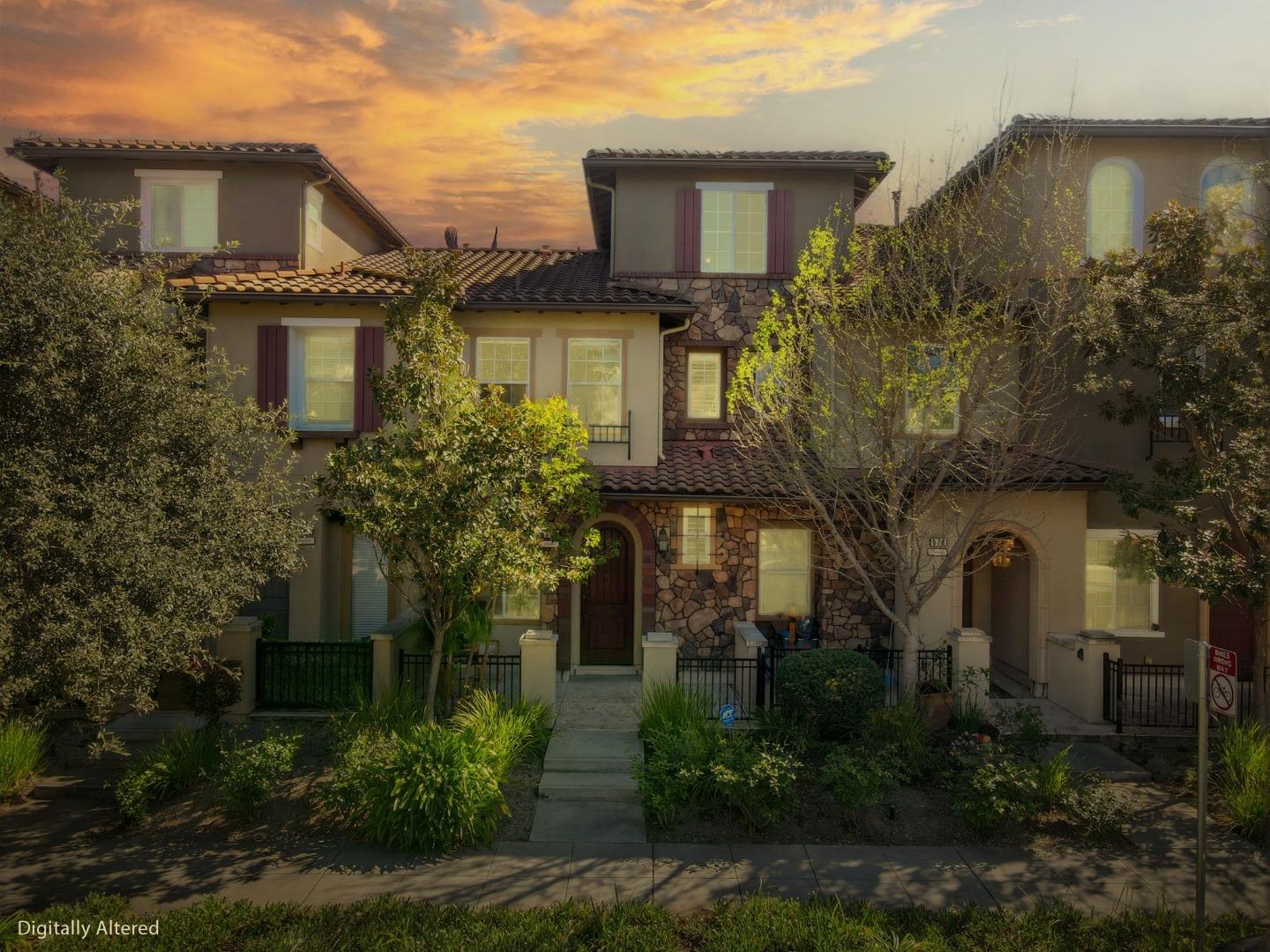 Detail Gallery Image 32 of 45 For 580 De Guigne Dr, Sunnyvale,  CA 94085 - 3 Beds | 3/1 Baths