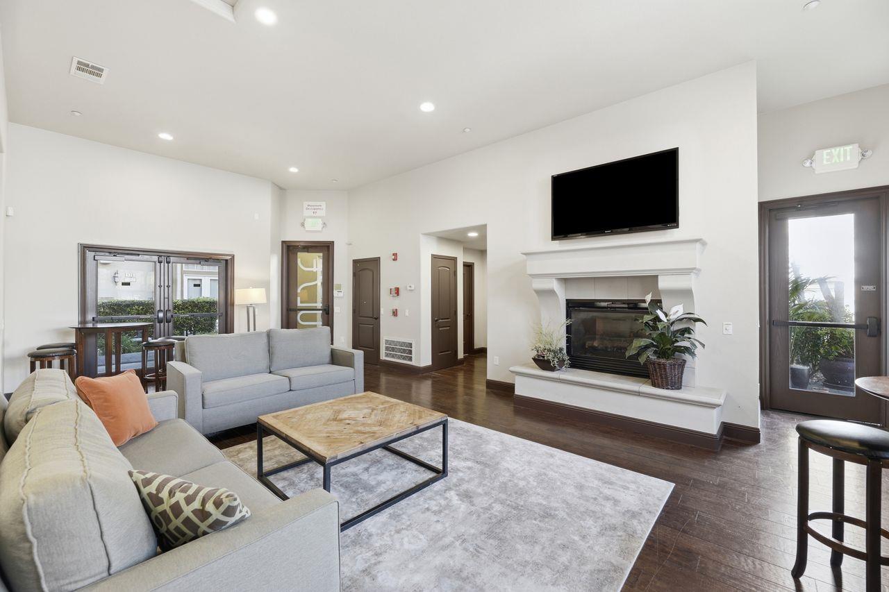 Detail Gallery Image 39 of 45 For 580 De Guigne Dr, Sunnyvale,  CA 94085 - 3 Beds | 3/1 Baths