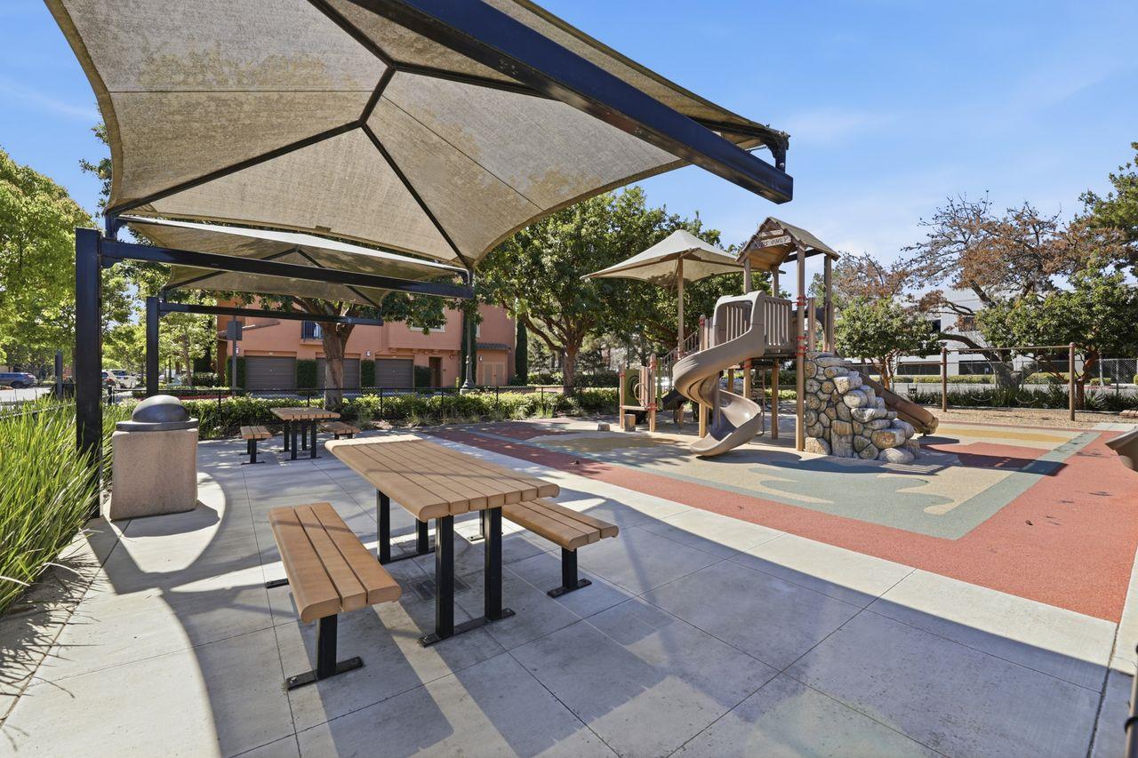 Detail Gallery Image 42 of 45 For 580 De Guigne Dr, Sunnyvale,  CA 94085 - 3 Beds | 3/1 Baths