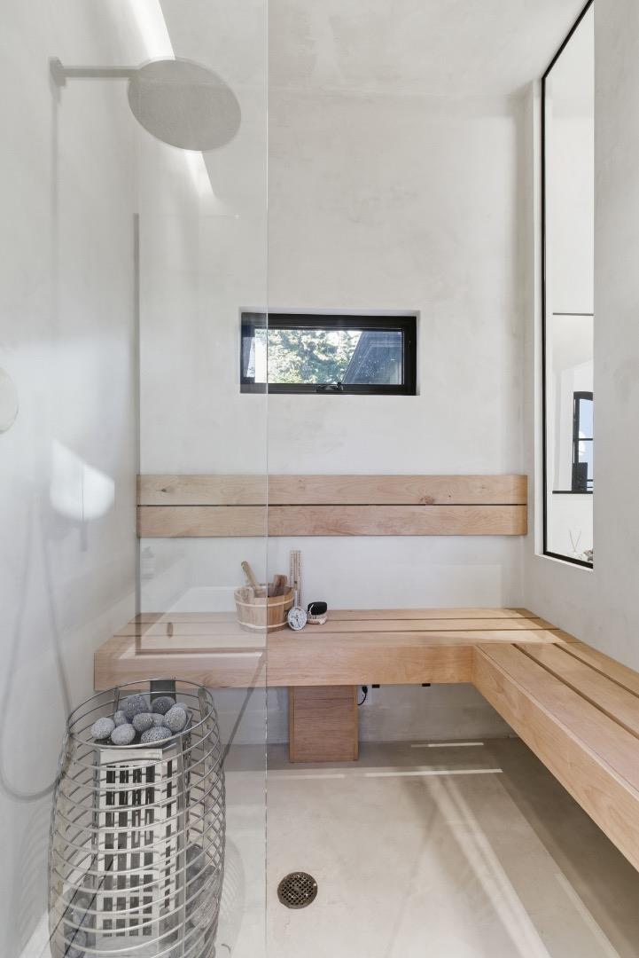 Detail Gallery Image 23 of 44 For 947 Colonial, Palo Alto,  CA 94303 - 3 Beds | 2/1 Baths