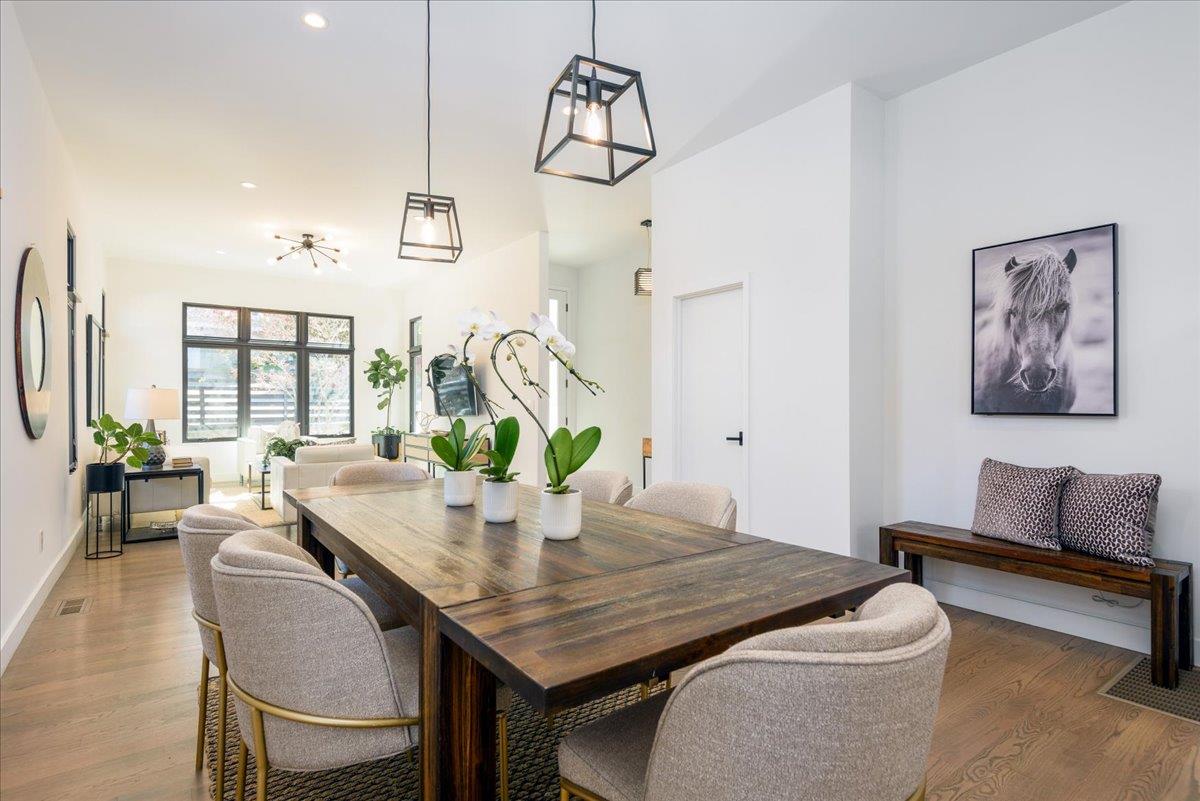 Detail Gallery Image 8 of 66 For 12 Cranfield Ave, San Carlos,  CA 94070 - 5 Beds | 2/1 Baths