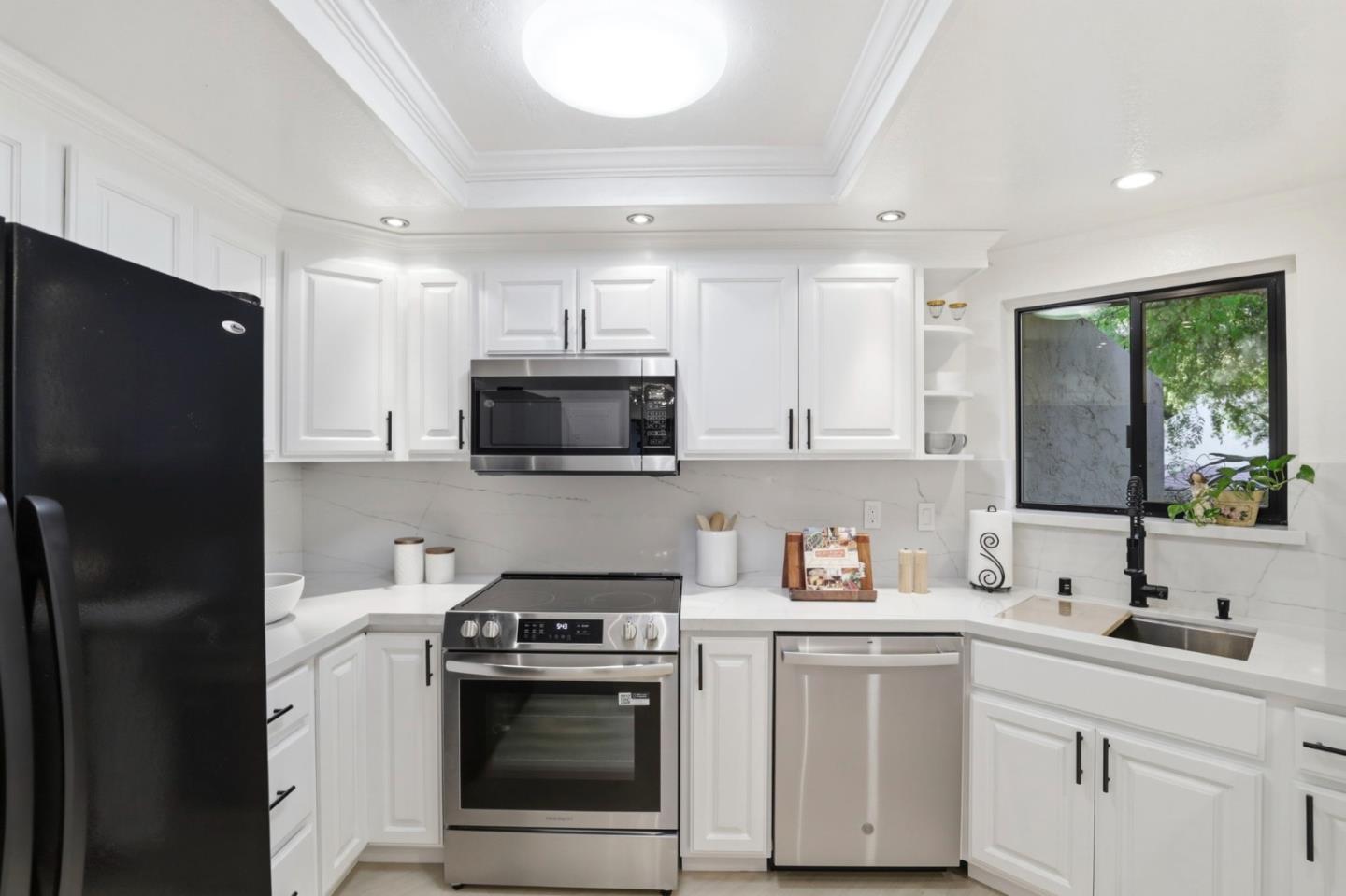 Detail Gallery Image 6 of 34 For 3226 Kimber Ct #104,  San Jose,  CA 95124 - 2 Beds | 2 Baths