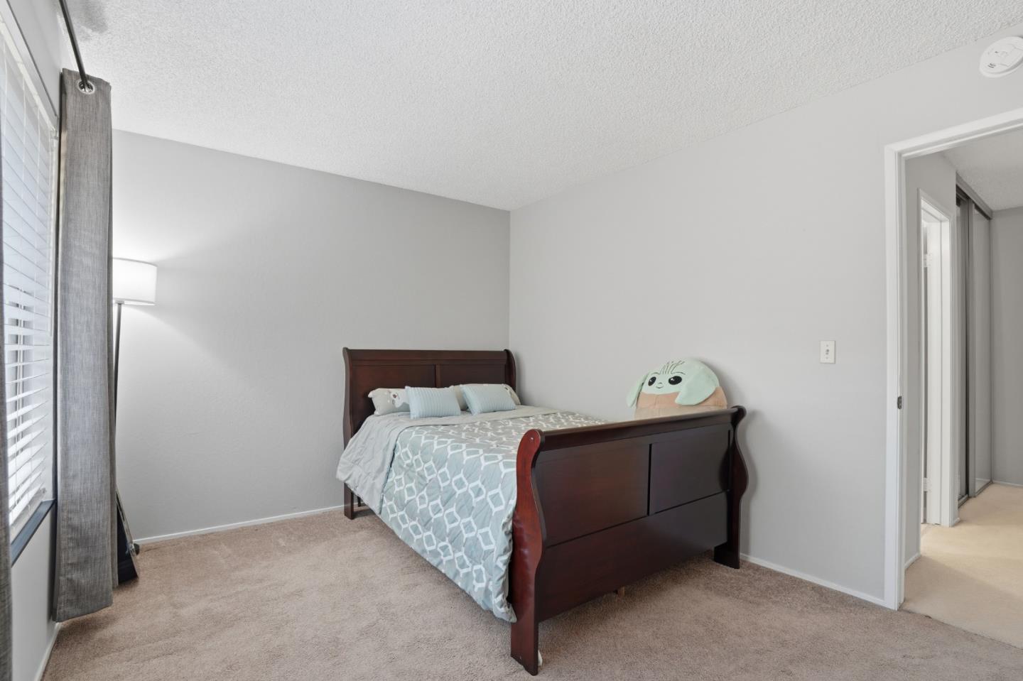 Detail Gallery Image 20 of 32 For 205 Del Valle Cir, El Sobrante,  CA 94803 - 2 Beds | 1/1 Baths