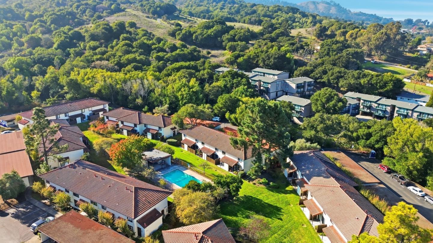 Detail Gallery Image 32 of 32 For 205 Del Valle Cir, El Sobrante,  CA 94803 - 2 Beds | 1/1 Baths