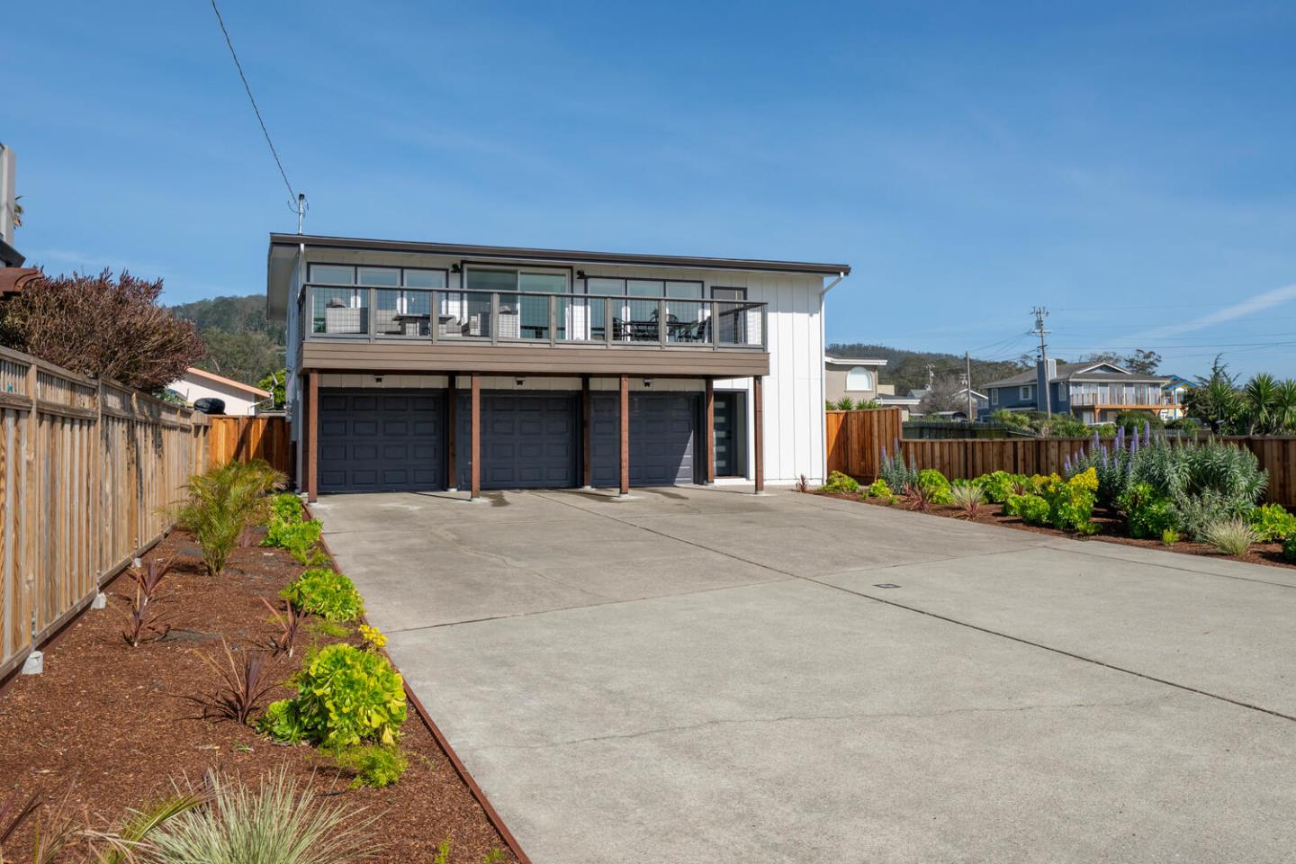 Detail Gallery Image 14 of 54 For 355 Avenue Alhambra, El Granada,  CA 94018 - 4 Beds | 3 Baths