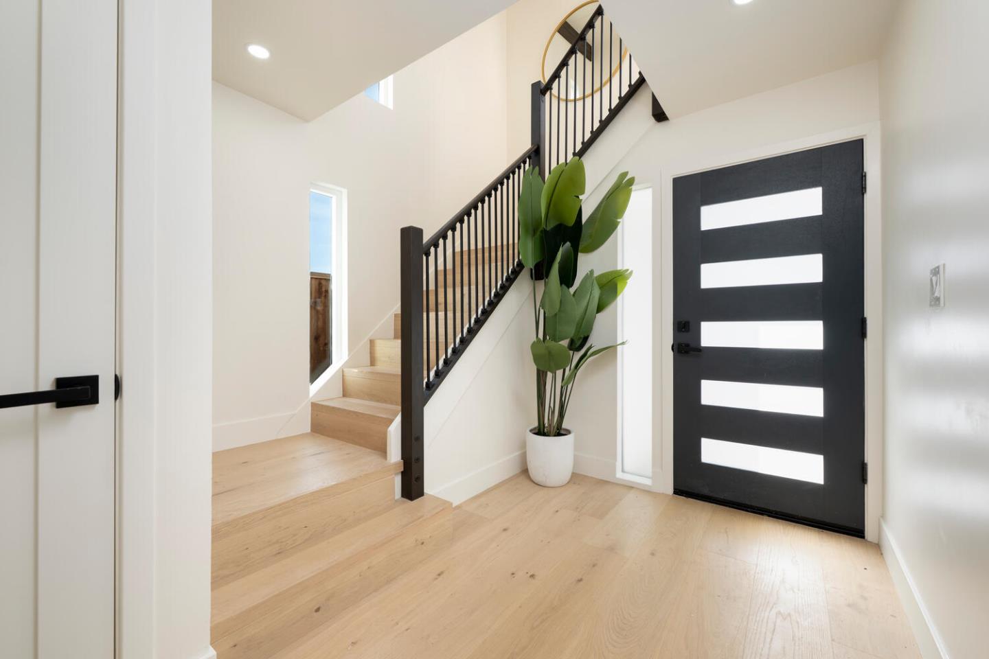 Detail Gallery Image 16 of 54 For 355 Avenue Alhambra, El Granada,  CA 94018 - 4 Beds | 3 Baths