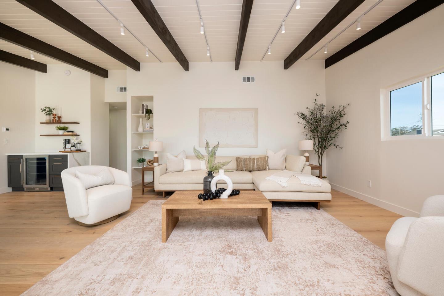 Detail Gallery Image 18 of 54 For 355 Avenue Alhambra, El Granada,  CA 94018 - 4 Beds | 3 Baths