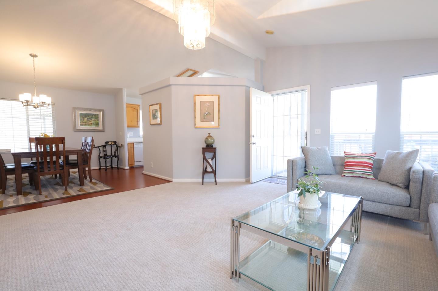 Detail Gallery Image 10 of 49 For 1220 Tasman Dr #109,  Sunnyvale,  CA 94089 - 3 Beds | 2 Baths