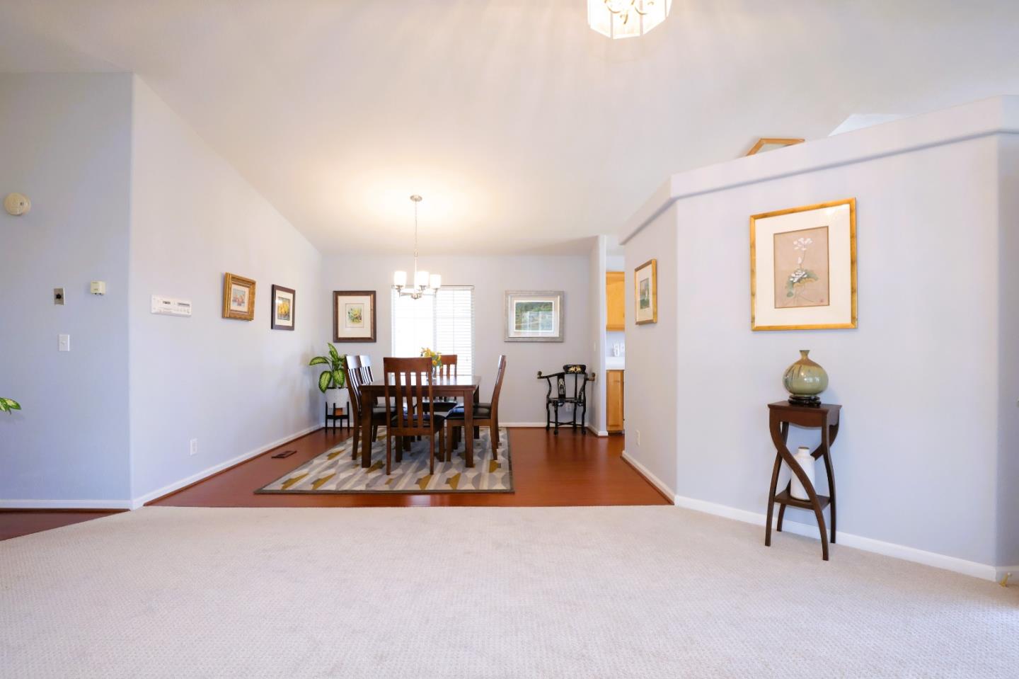 Detail Gallery Image 11 of 49 For 1220 Tasman Dr #109,  Sunnyvale,  CA 94089 - 3 Beds | 2 Baths