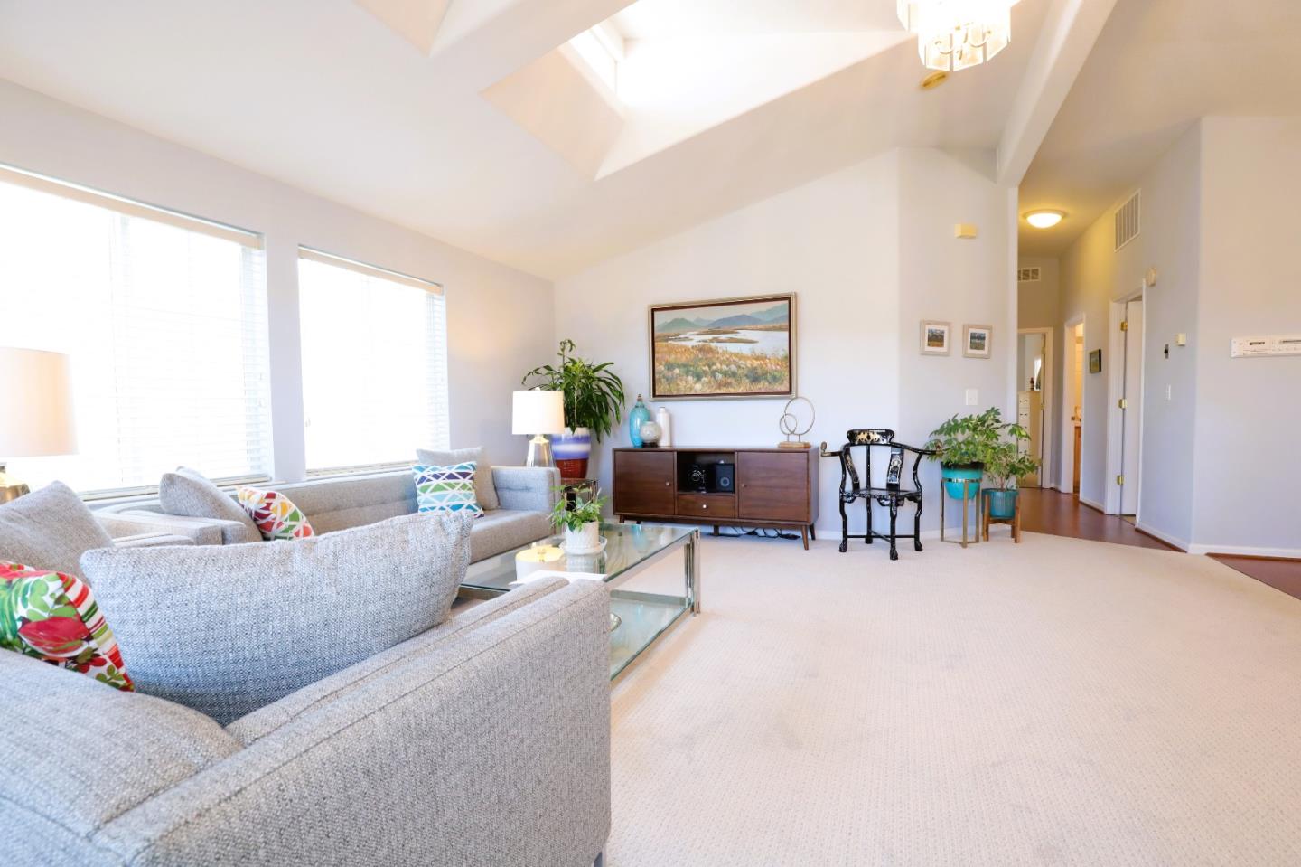 Detail Gallery Image 3 of 49 For 1220 Tasman Dr #109,  Sunnyvale,  CA 94089 - 3 Beds | 2 Baths