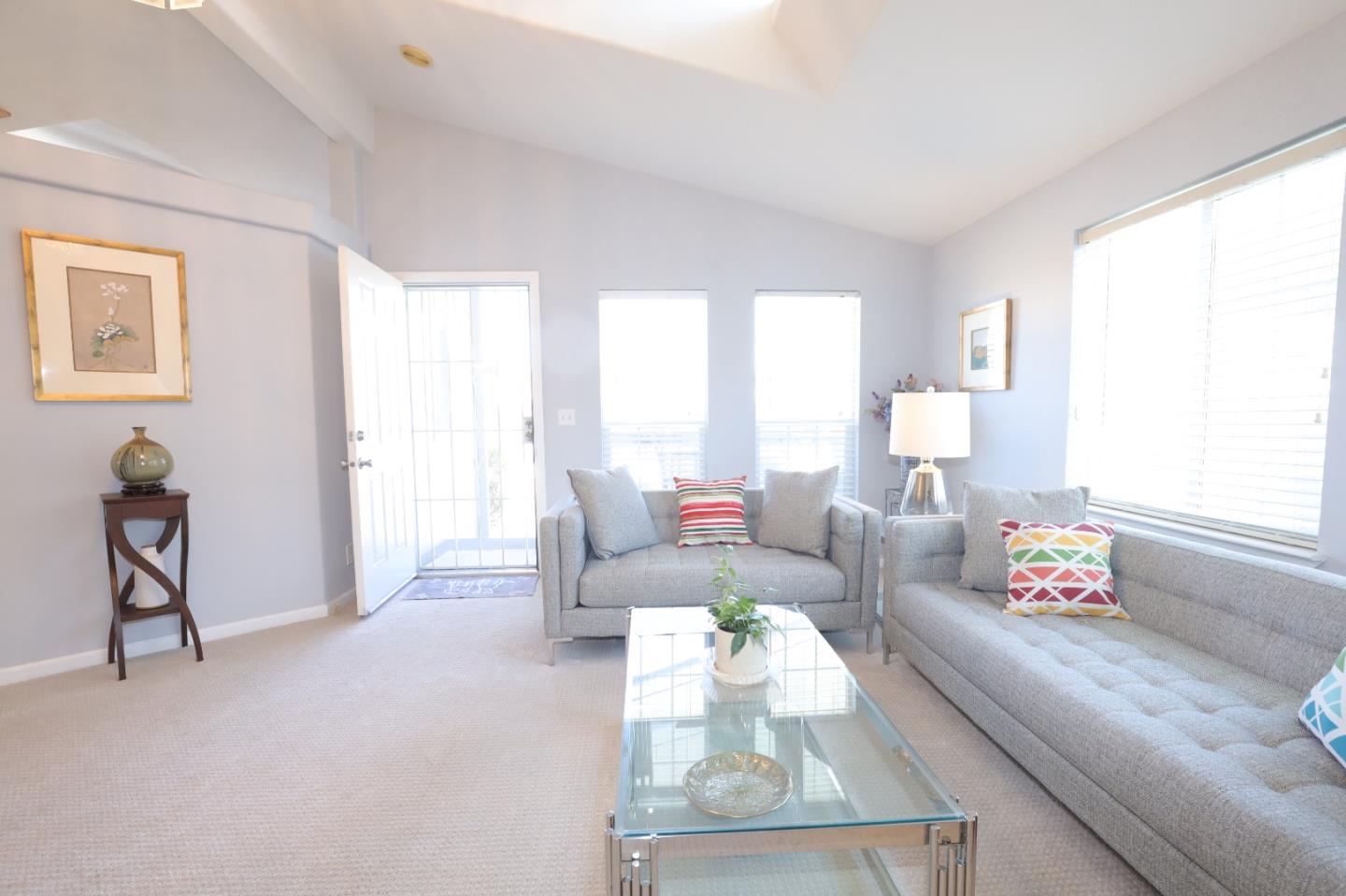 Detail Gallery Image 9 of 49 For 1220 Tasman Dr #109,  Sunnyvale,  CA 94089 - 3 Beds | 2 Baths