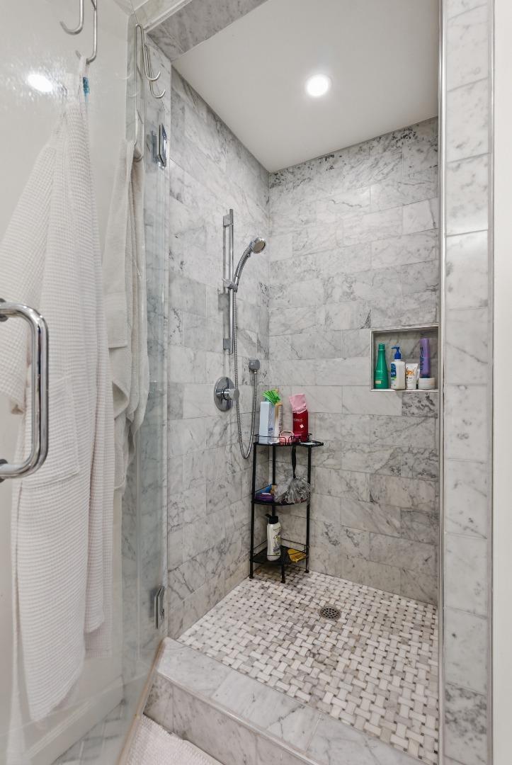 Detail Gallery Image 11 of 18 For 373 Carlos Ave, Redwood City,  CA 94061 - – Beds | – Baths