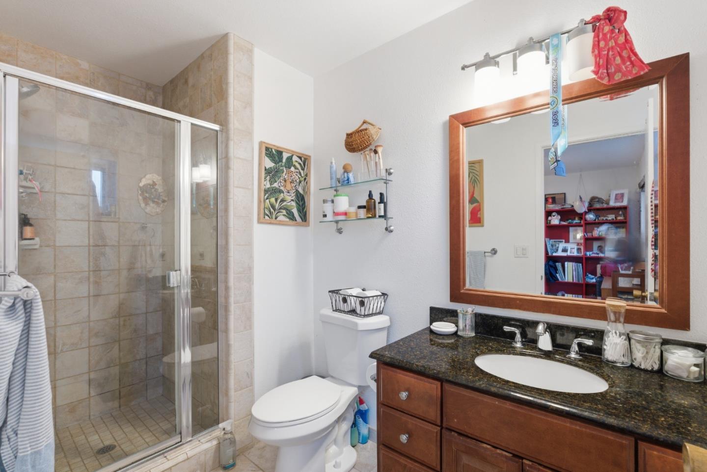 Detail Gallery Image 14 of 18 For 373 Carlos Ave, Redwood City,  CA 94061 - – Beds | – Baths