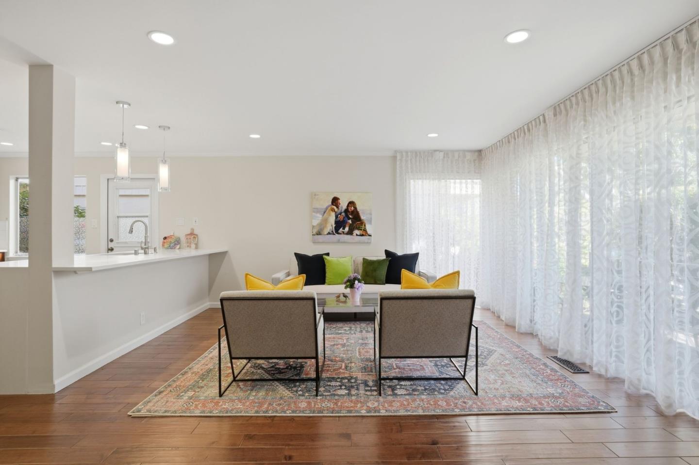 Detail Gallery Image 4 of 25 For 540 Guinda St, Palo Alto,  CA 94301 - 1 Beds | 1 Baths