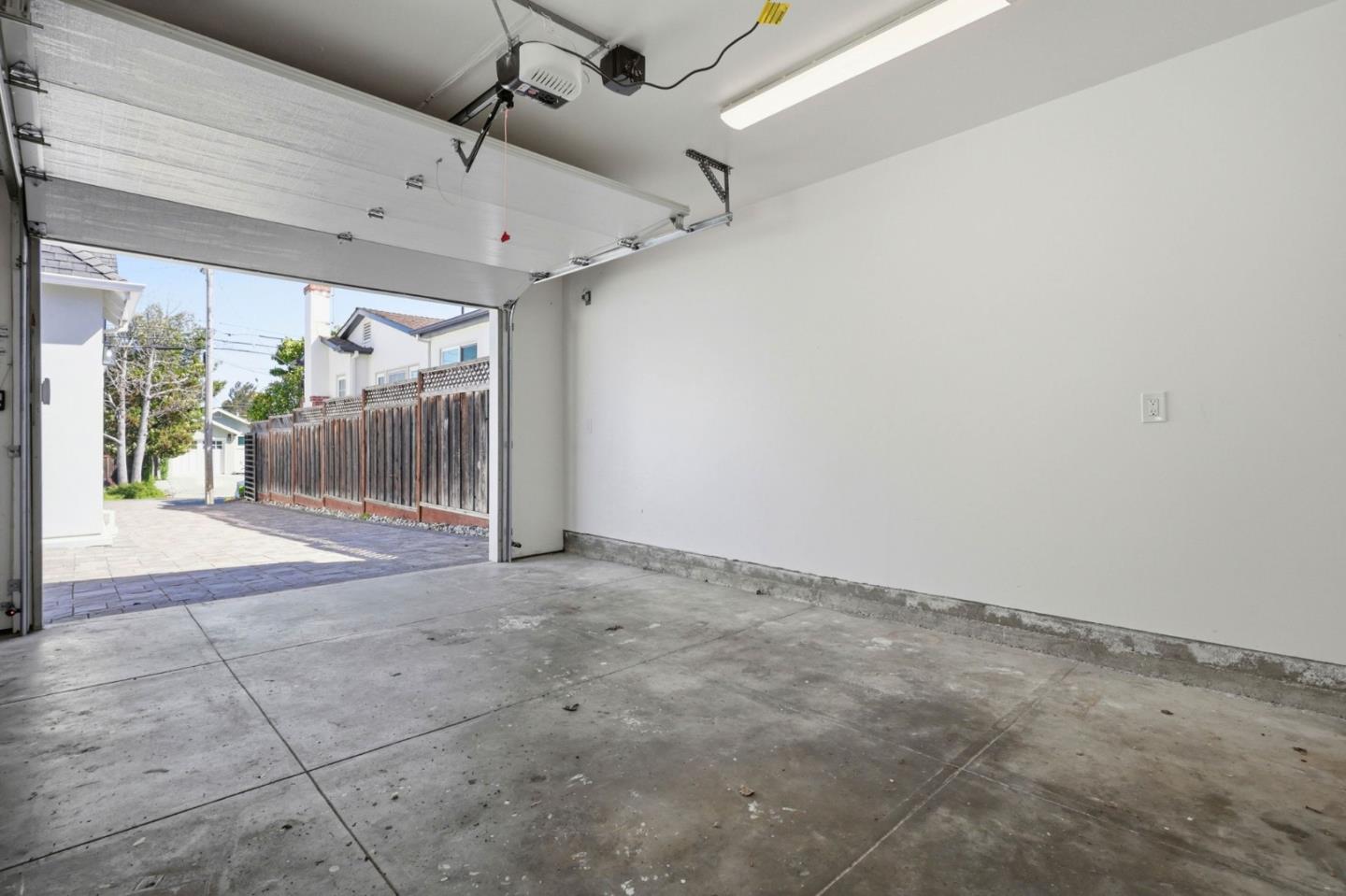 Detail Gallery Image 30 of 37 For 1333 Laguna Ave, Burlingame,  CA 94010 - 4 Beds | 4 Baths