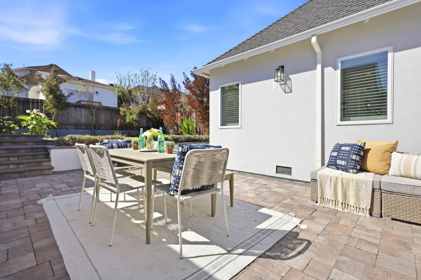 Detail Gallery Image 31 of 37 For 1333 Laguna Ave, Burlingame,  CA 94010 - 4 Beds | 4 Baths