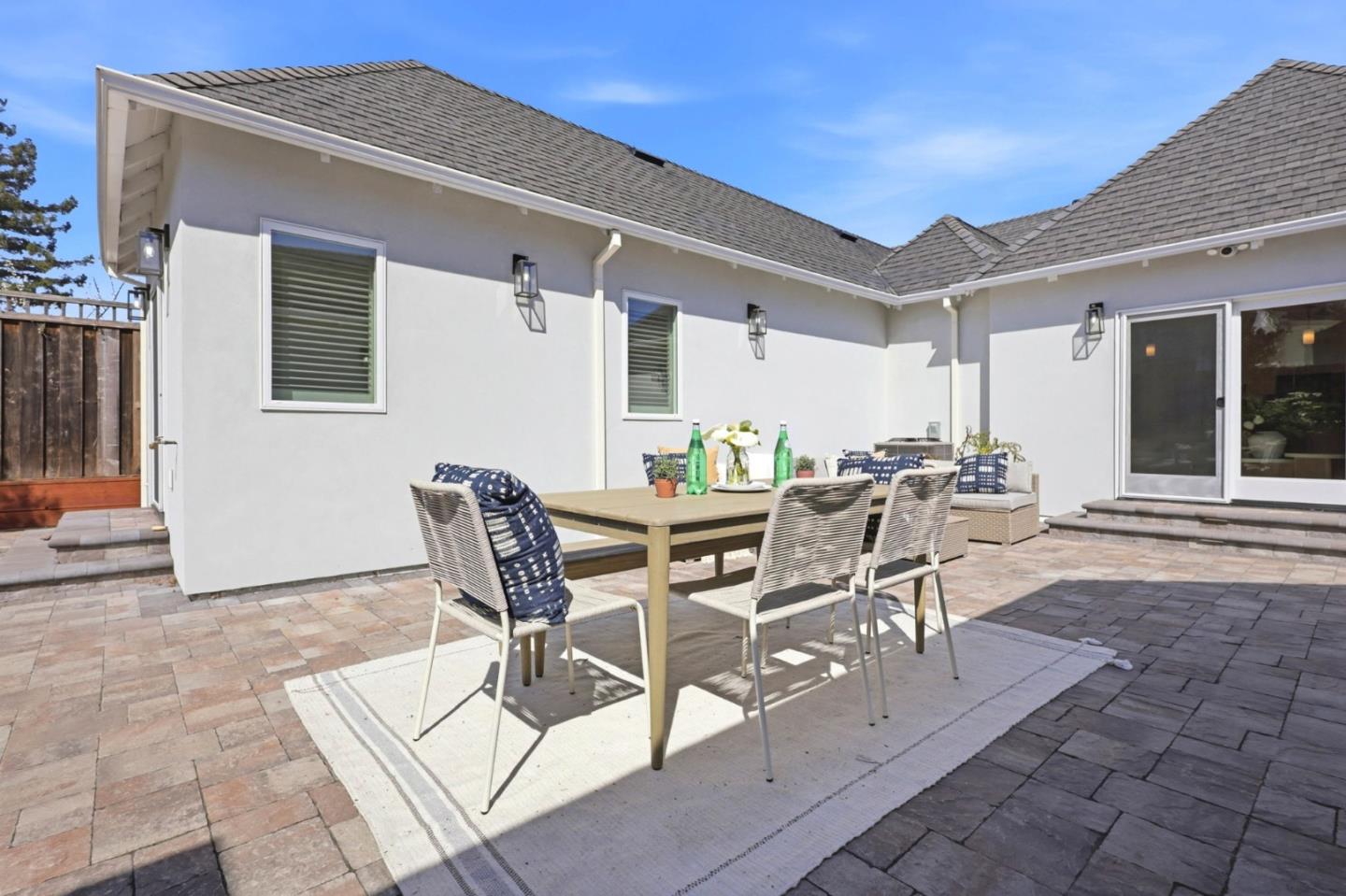 Detail Gallery Image 32 of 37 For 1333 Laguna Ave, Burlingame,  CA 94010 - 4 Beds | 4 Baths