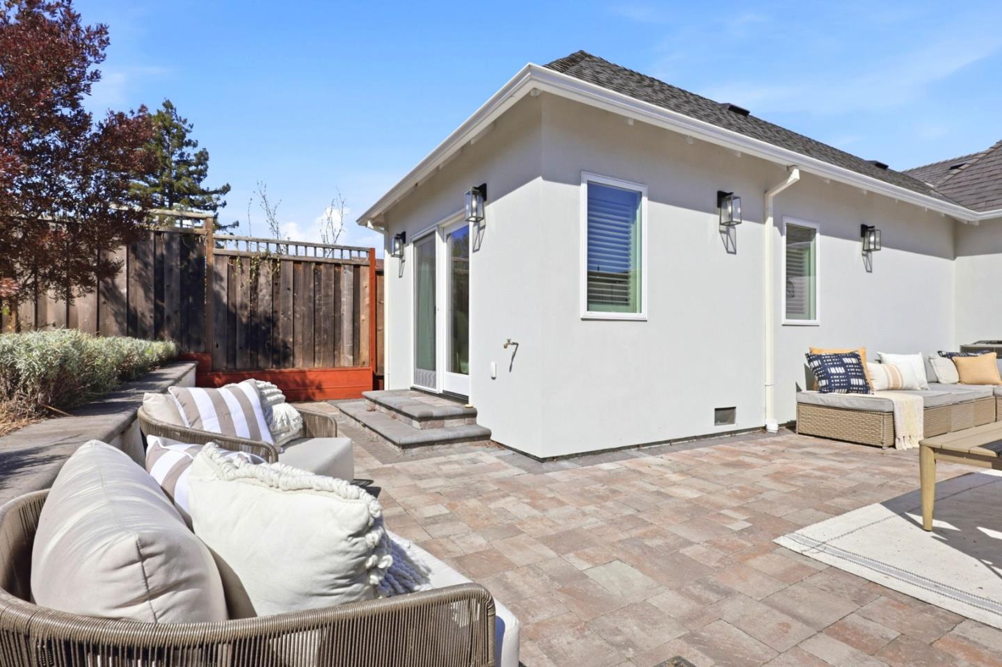 Detail Gallery Image 37 of 37 For 1333 Laguna Ave, Burlingame,  CA 94010 - 4 Beds | 4 Baths