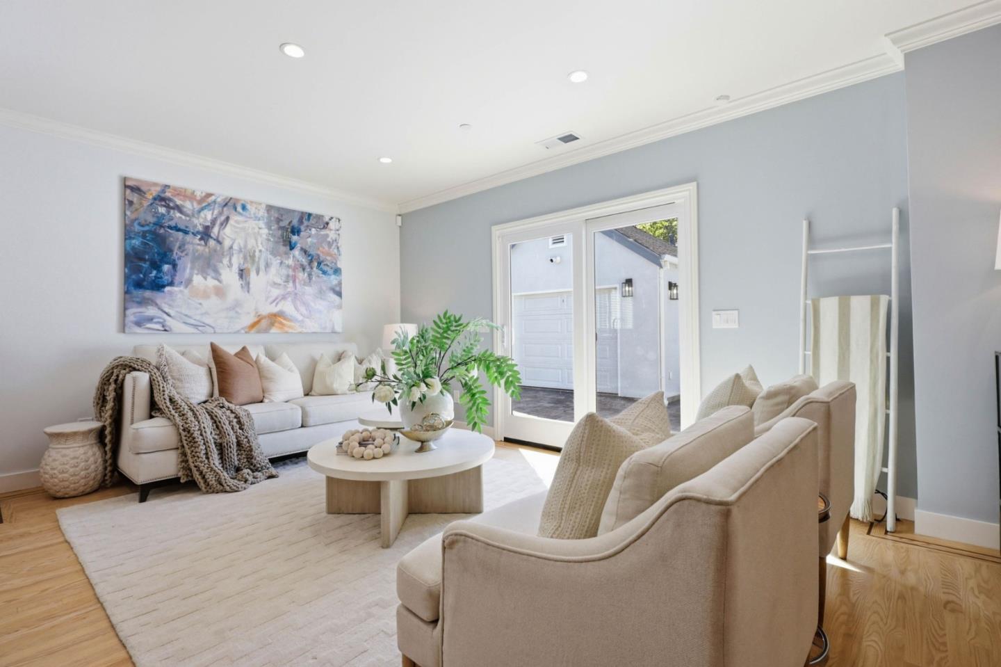 Detail Gallery Image 5 of 37 For 1333 Laguna Ave, Burlingame,  CA 94010 - 4 Beds | 4 Baths