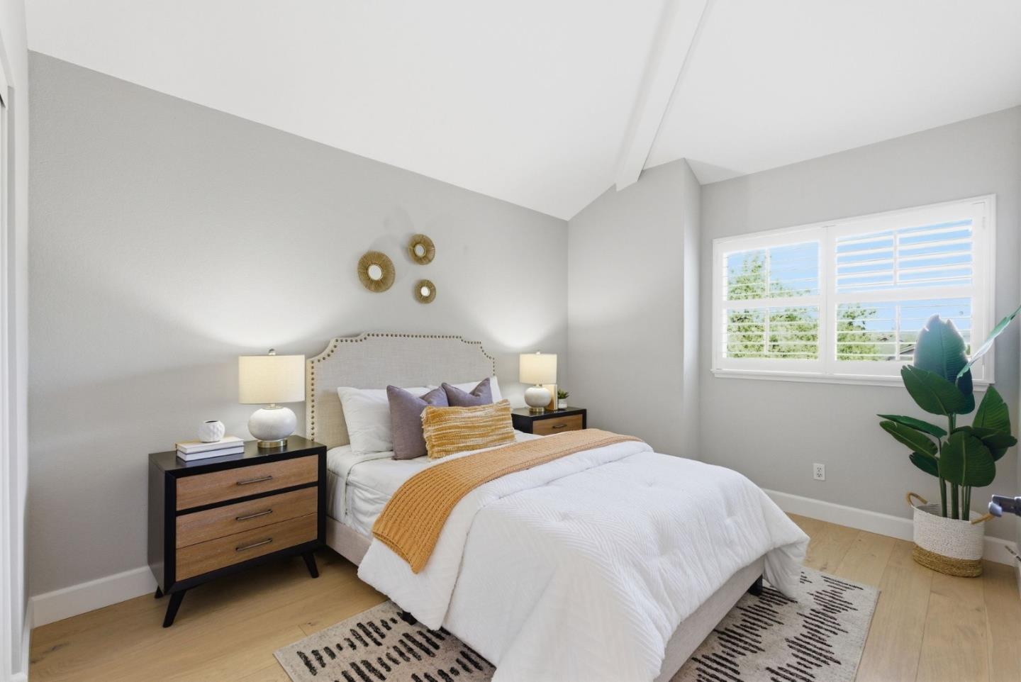 Detail Gallery Image 27 of 45 For 11563 Country Spring Ct, Cupertino,  CA 95014 - 3 Beds | 2/1 Baths