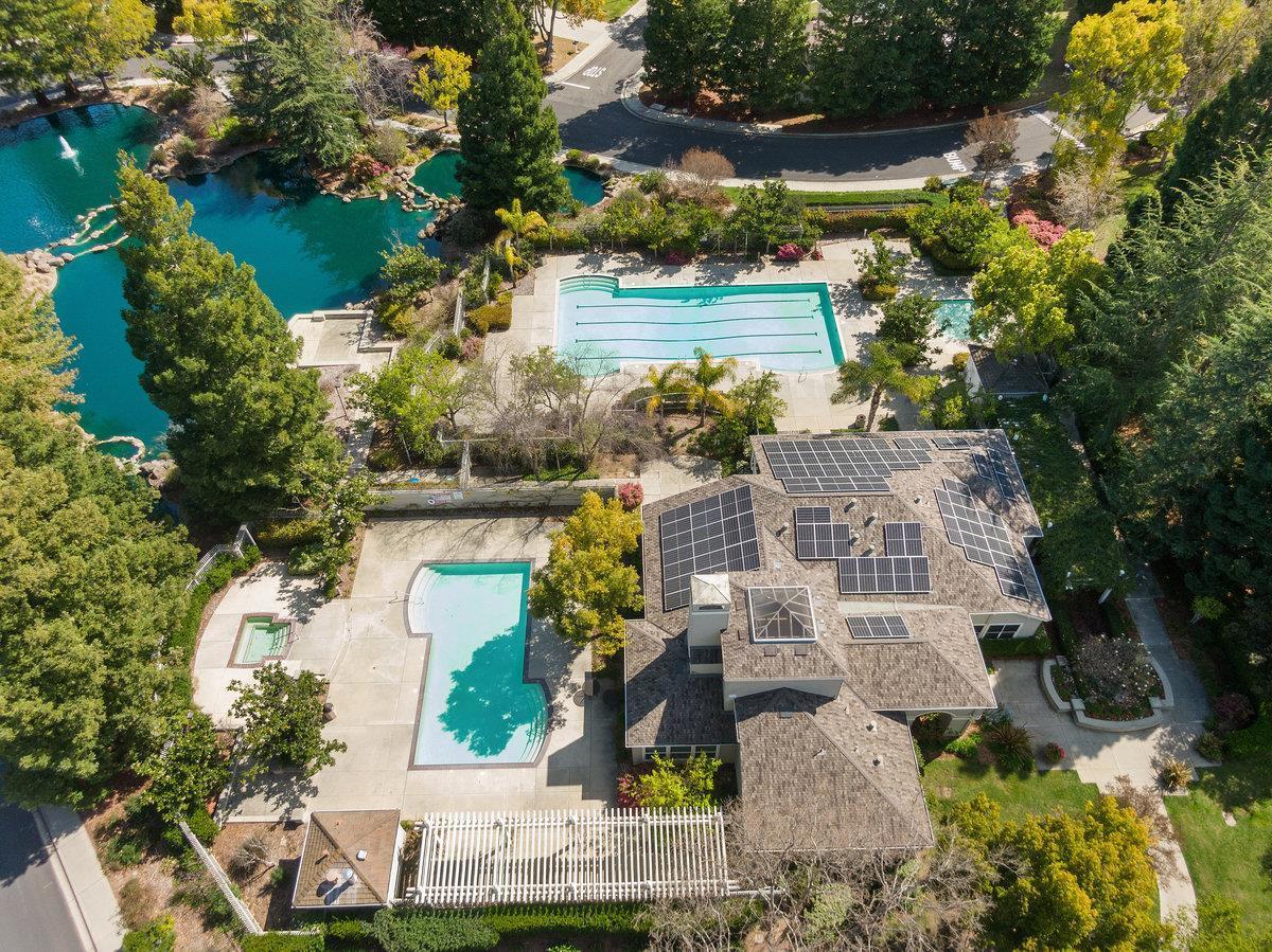 Detail Gallery Image 37 of 45 For 11563 Country Spring Ct, Cupertino,  CA 95014 - 3 Beds | 2/1 Baths