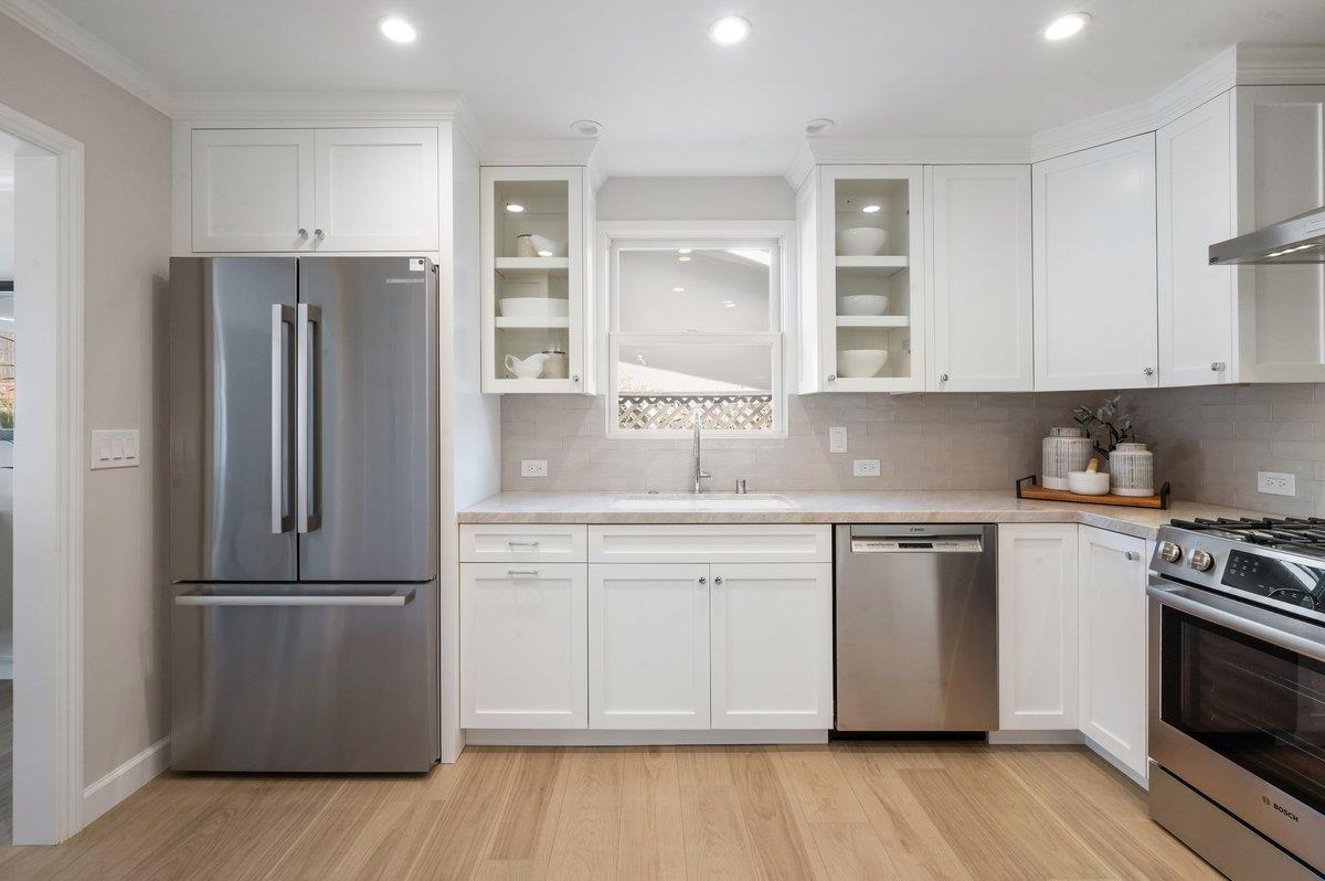 Detail Gallery Image 21 of 71 For 1321 Vernon Ter, San Mateo,  CA 94402 - 3 Beds | 2 Baths