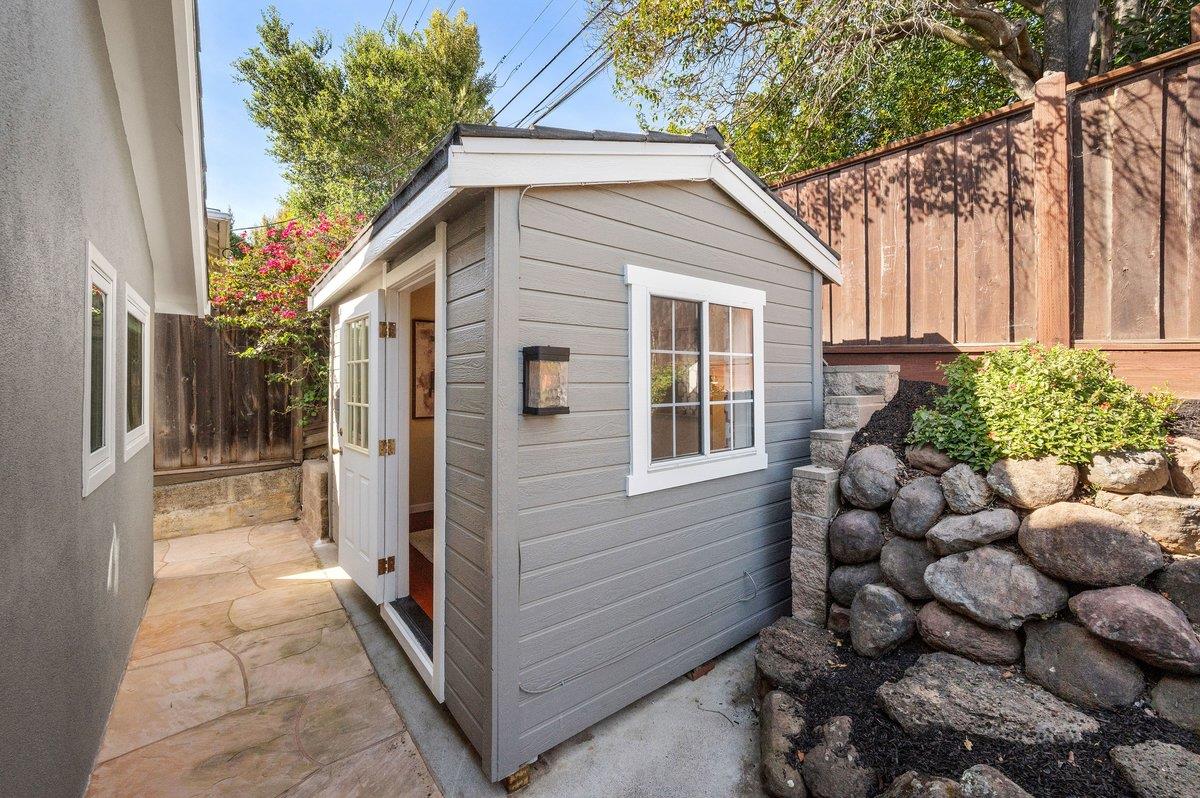 Detail Gallery Image 53 of 71 For 1321 Vernon Ter, San Mateo,  CA 94402 - 3 Beds | 2 Baths