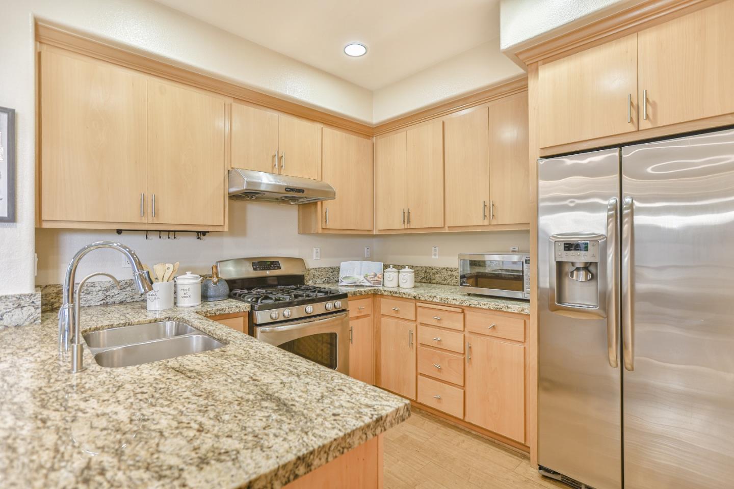 Detail Gallery Image 14 of 50 For 958 E Duane Ave #200,  Sunnyvale,  CA 94085 - 2 Beds | 2 Baths