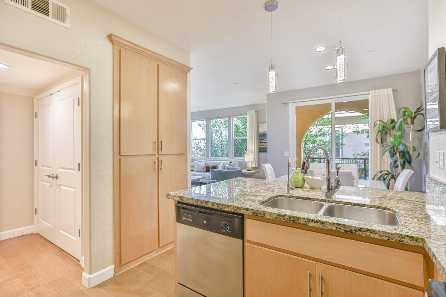 Detail Gallery Image 17 of 50 For 958 E Duane Ave #200,  Sunnyvale,  CA 94085 - 2 Beds | 2 Baths