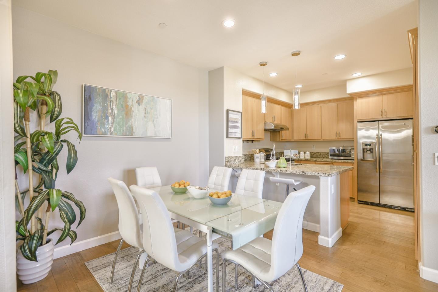 Detail Gallery Image 7 of 50 For 958 E Duane Ave #200,  Sunnyvale,  CA 94085 - 2 Beds | 2 Baths