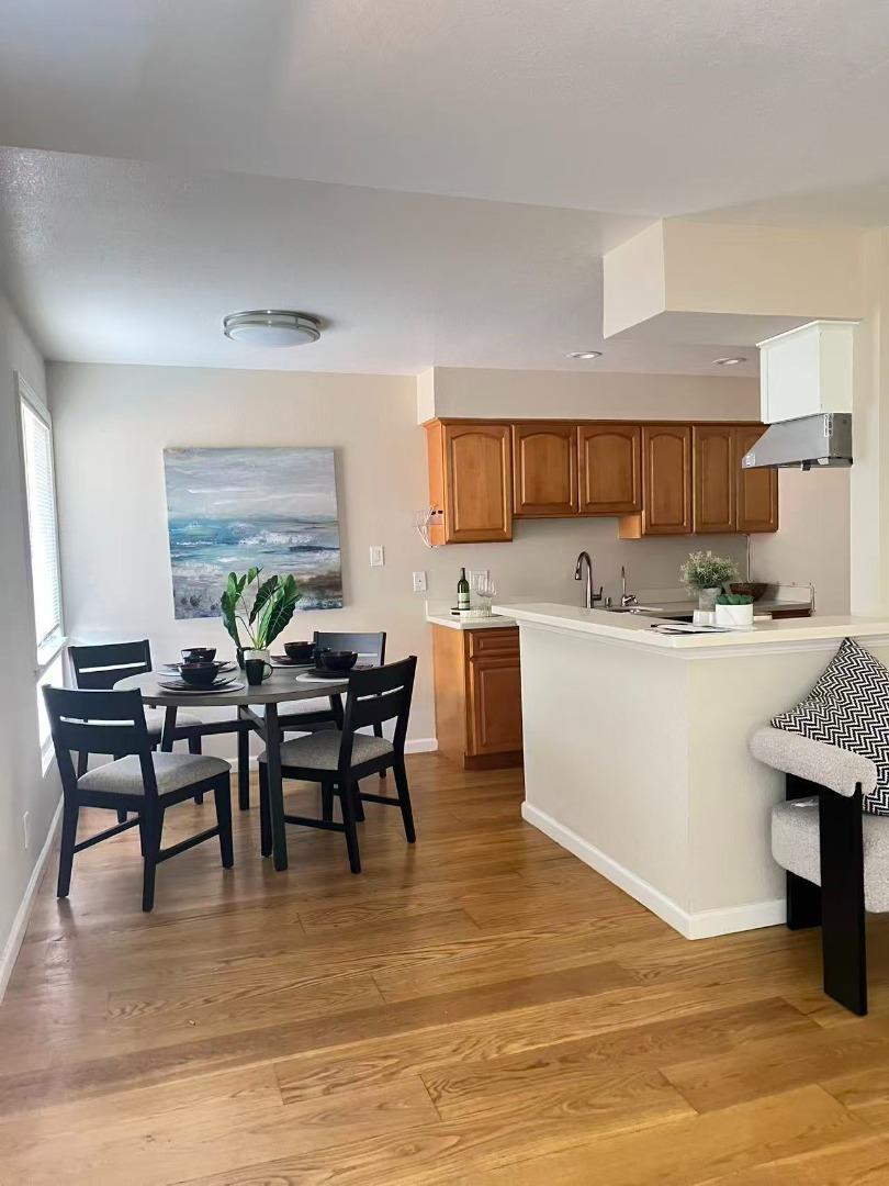 Front Image Thumbnail for ML82038350