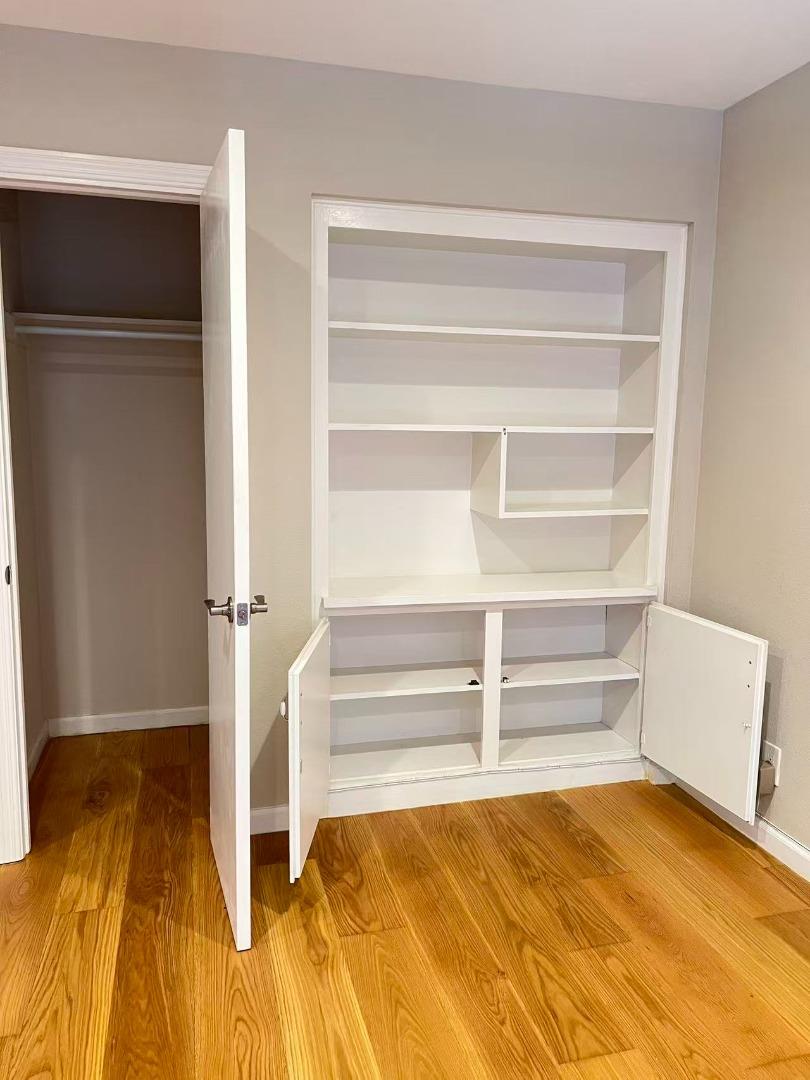 Detail Gallery Image 4 of 12 For 3001 Los Prados St #104,  San Mateo,  CA 94403 - 2 Beds | 2 Baths