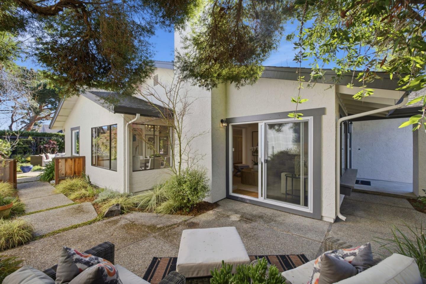 Detail Gallery Image 27 of 36 For 572 Seahorse Ln, Redwood Shores,  CA 94065 - 3 Beds | 2 Baths