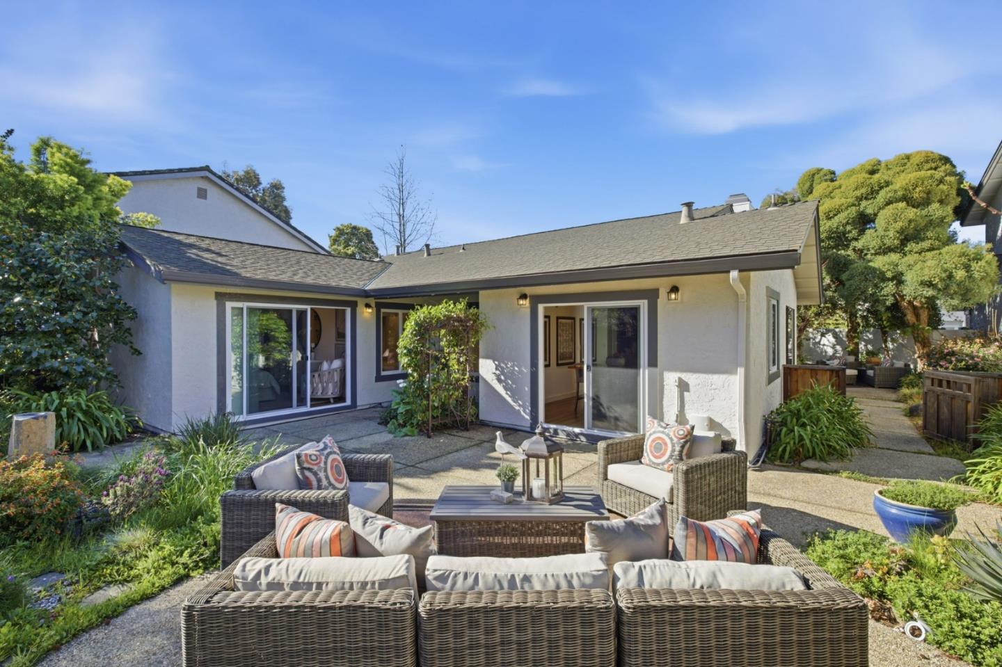 Detail Gallery Image 31 of 36 For 572 Seahorse Ln, Redwood Shores,  CA 94065 - 3 Beds | 2 Baths