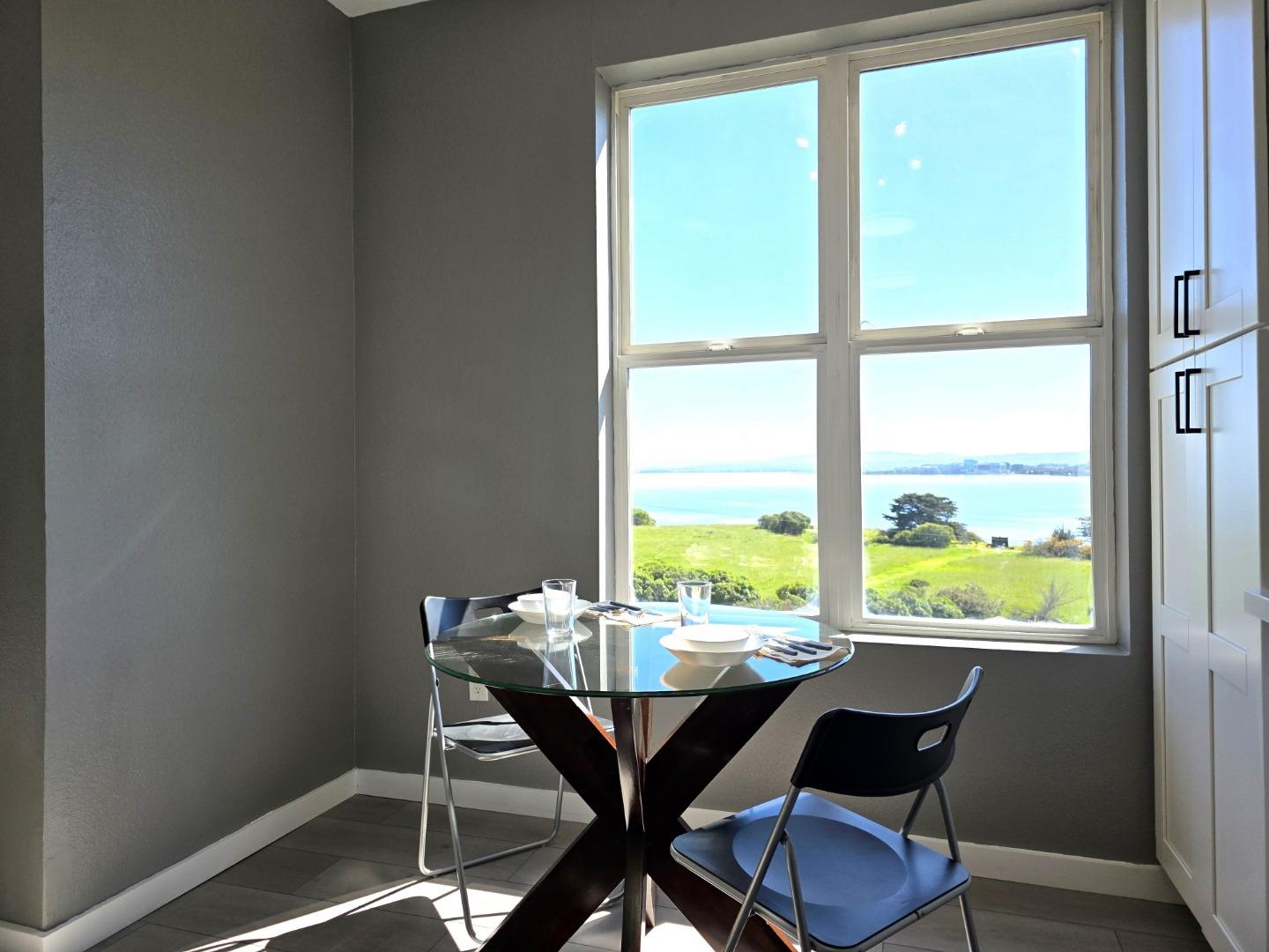 Detail Gallery Image 14 of 32 For 101 Crescent Way #2112,  San Francisco,  CA 94134 - 3 Beds | 2 Baths