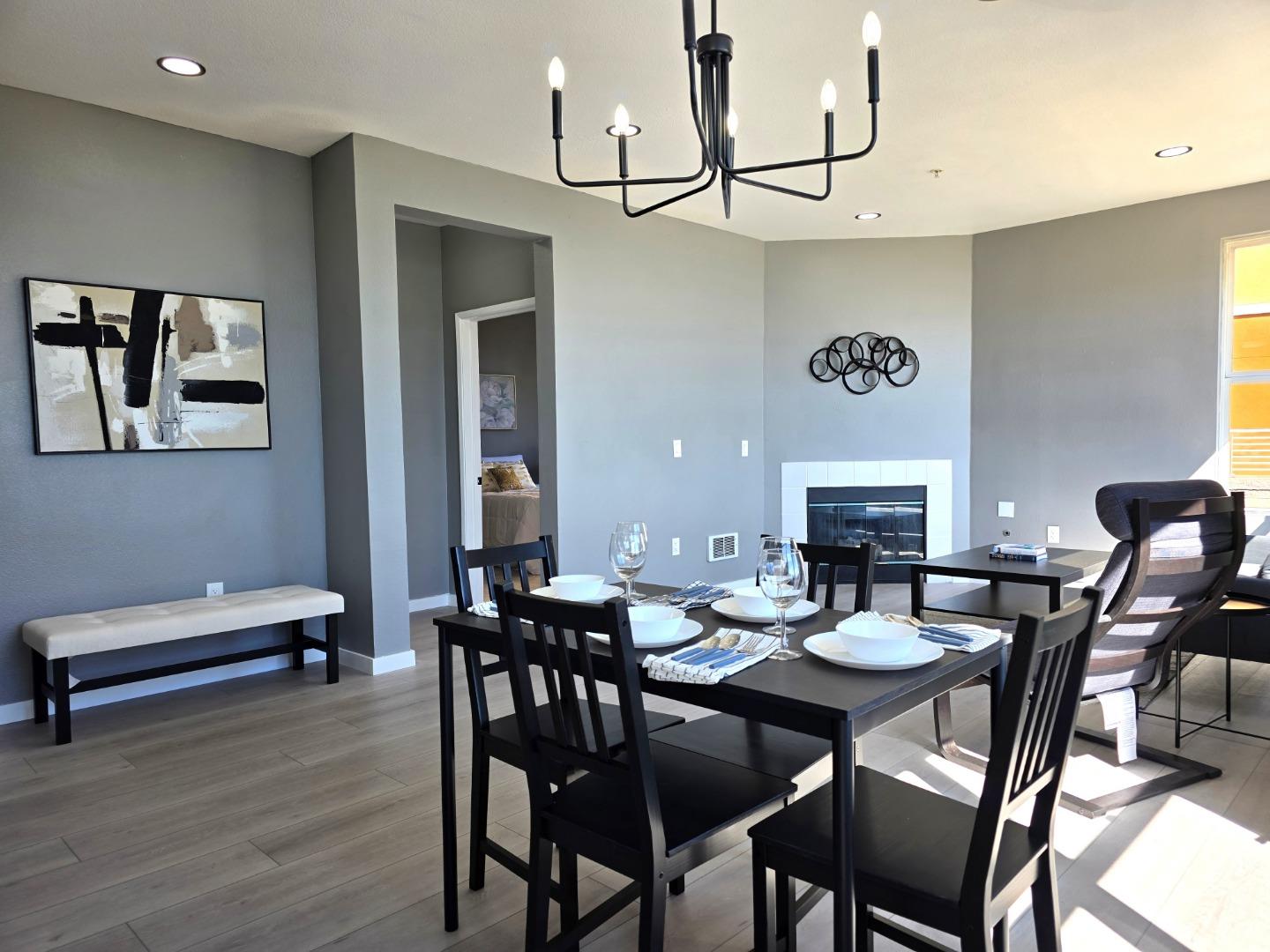 Detail Gallery Image 16 of 32 For 101 Crescent Way #2112,  San Francisco,  CA 94134 - 3 Beds | 2 Baths