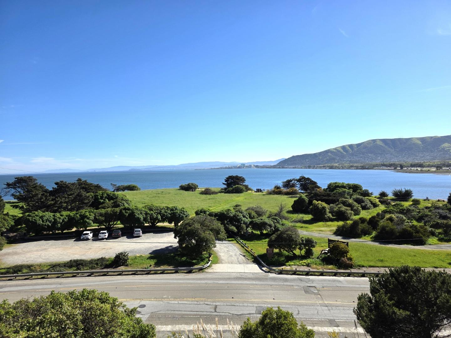 Detail Gallery Image 31 of 32 For 101 Crescent Way #2112,  San Francisco,  CA 94134 - 3 Beds | 2 Baths