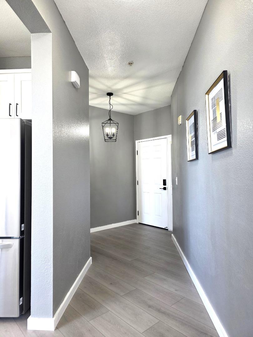 Detail Gallery Image 9 of 32 For 101 Crescent Way #2112,  San Francisco,  CA 94134 - 3 Beds | 2 Baths