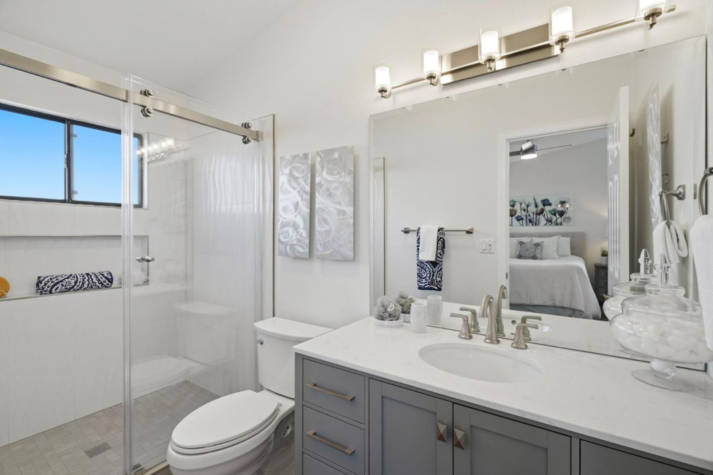 Detail Gallery Image 29 of 43 For 135 Redding Rd a,  Campbell,  CA 95008 - 2 Beds | 2/1 Baths