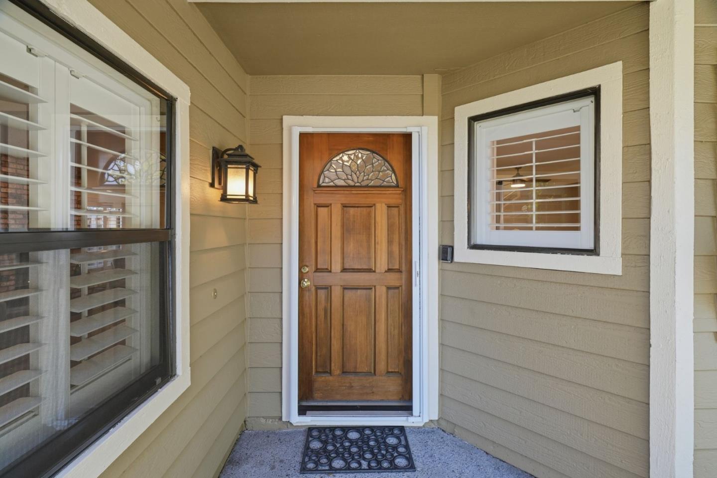 Detail Gallery Image 3 of 43 For 135 Redding Rd a,  Campbell,  CA 95008 - 2 Beds | 2/1 Baths