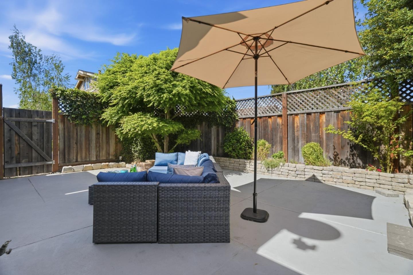 Detail Gallery Image 34 of 43 For 135 Redding Rd a,  Campbell,  CA 95008 - 2 Beds | 2/1 Baths