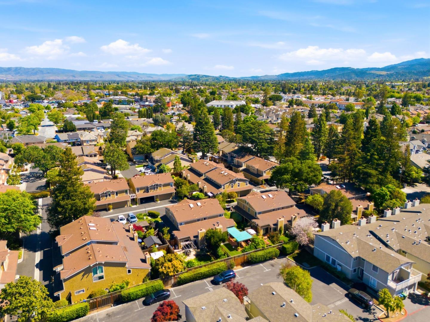 Detail Gallery Image 39 of 43 For 135 Redding Rd a,  Campbell,  CA 95008 - 2 Beds | 2/1 Baths