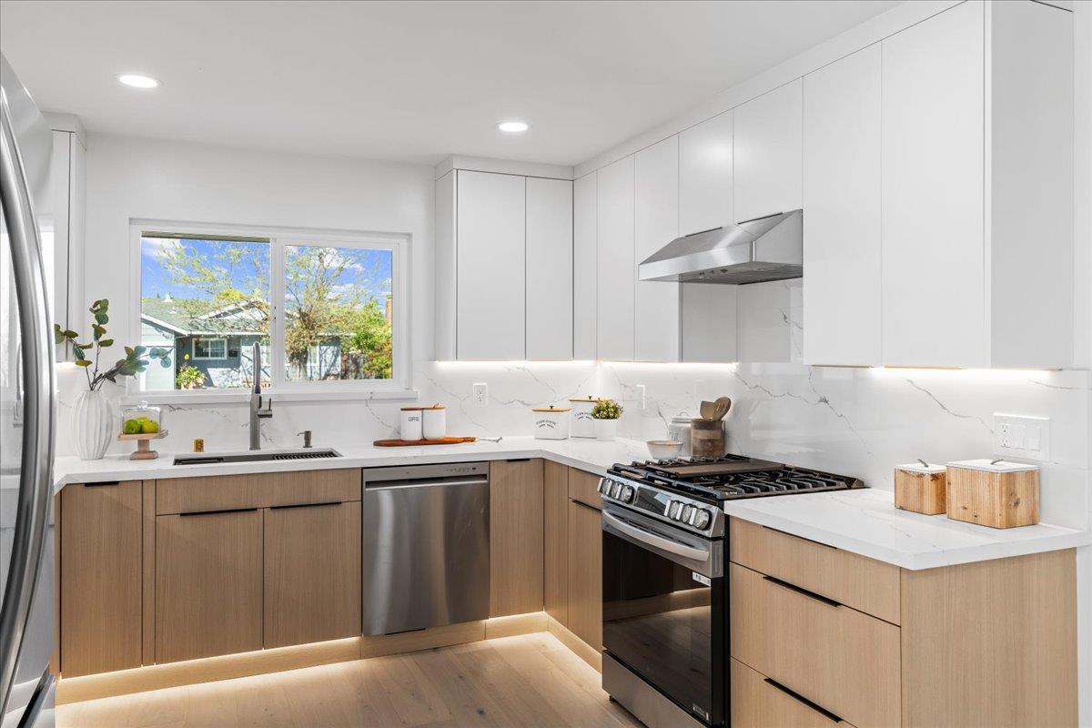 Detail Gallery Image 10 of 39 For 38809 Judie Way, Fremont,  CA 94536 - 4 Beds | 2 Baths