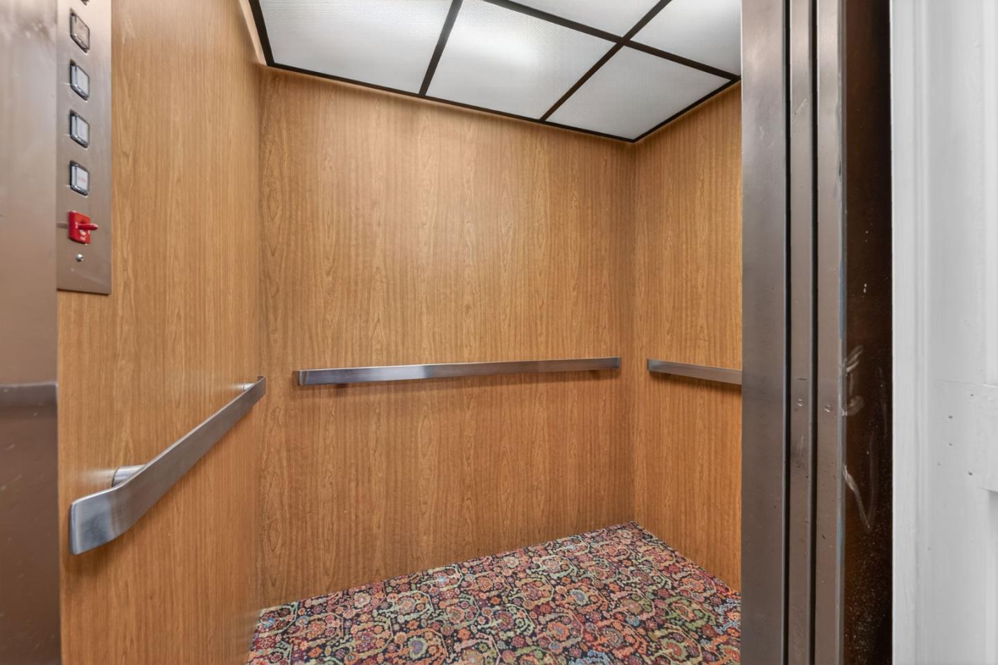 Detail Gallery Image 28 of 29 For 4099 Howe St #203,  Oakland,  CA 94611 - 2 Beds | 1 Baths